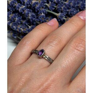 925 STERLING SILVER AMETHYST RING SIZE 6